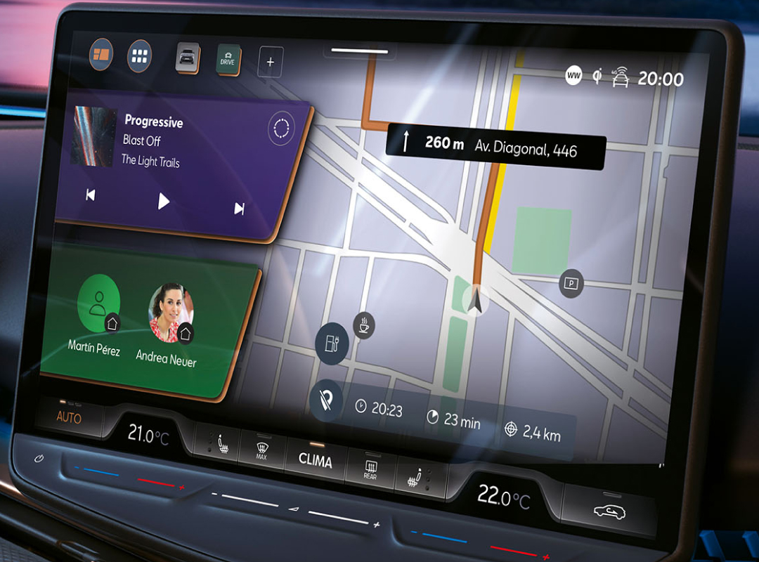 Display MMI della CUPRA Tavascan: interfaccia intuitiva e personalizzabile, che offre un accesso rapido a tutte le funzioni di infotainment e connettività per un viaggio sempre connesso.